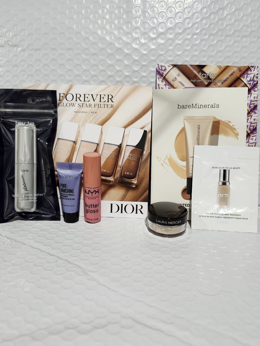 Assorted 8 Piece Makeup Samples & Minis